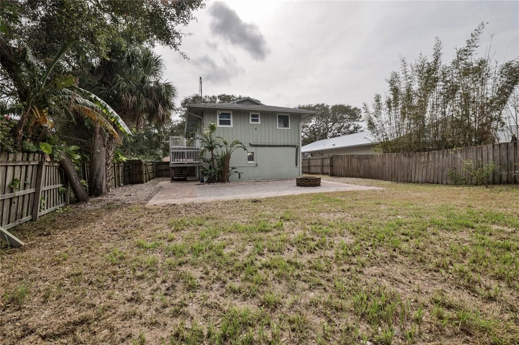 Active With Contract: $729,900 (5 beds, 3 baths, 2372 Square Feet)