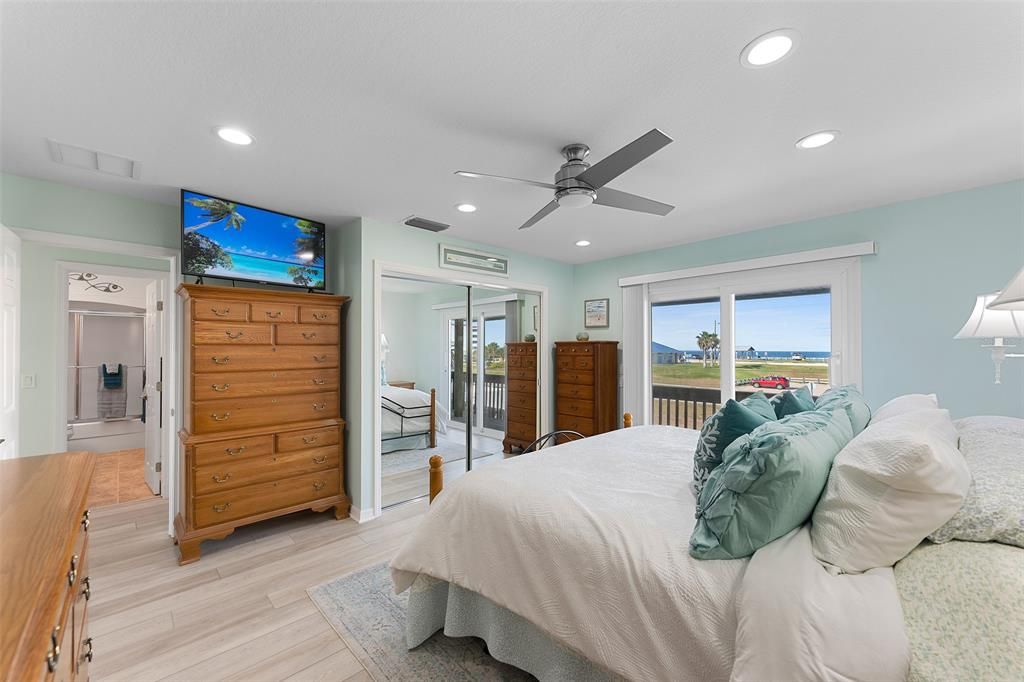 LOVE THE FLOORING AND THAT VIEW... THIS A GREAT SIZED MASTER WITH EN-SUITE DOUBLE VANITY IN THE BATHROOM.