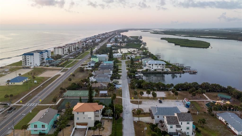 LOOK AT THAT LAGOON.. YOU CAN SEE THE PICKLEBALL AND TENNIS COURTS, AND THE SAND LOT TO PLAY VOLLEYBALL! LIVING IN A RESORT WITH NO HOA!!!