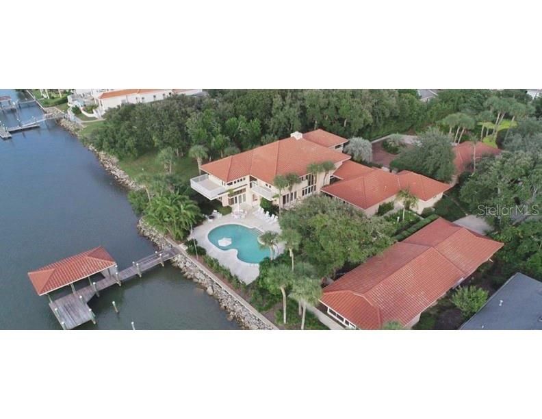 最近售出: $14,519,475 (5 贝兹, 4 浴室, 7000 平方英尺)