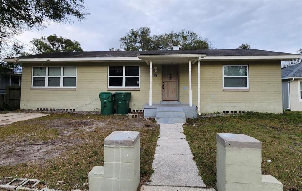 Recently Sold: $130,000 (3 beds, 1 baths, 1280 Square Feet)