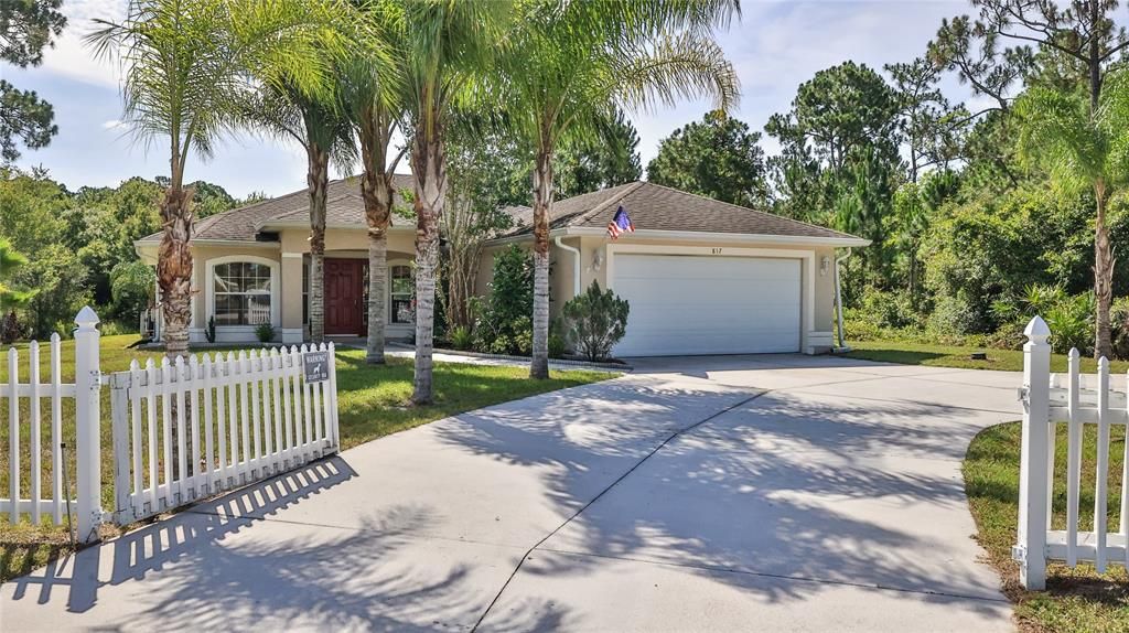 Recently Sold: $435,000 (3 beds, 2 baths, 1567 Square Feet)