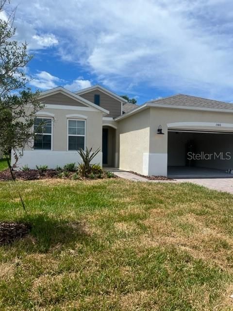 Recently Sold: $342,990 (3 beds, 2 baths, 1641 Square Feet)