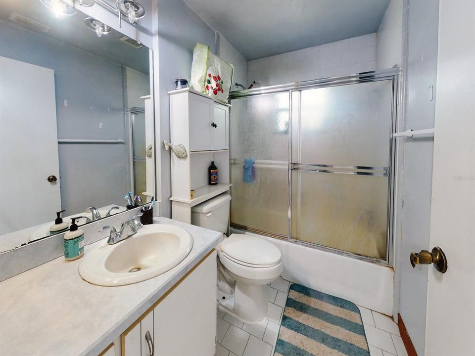 最近租的: $3,500 (2 贝兹, 2 浴室, 1224 平方英尺)