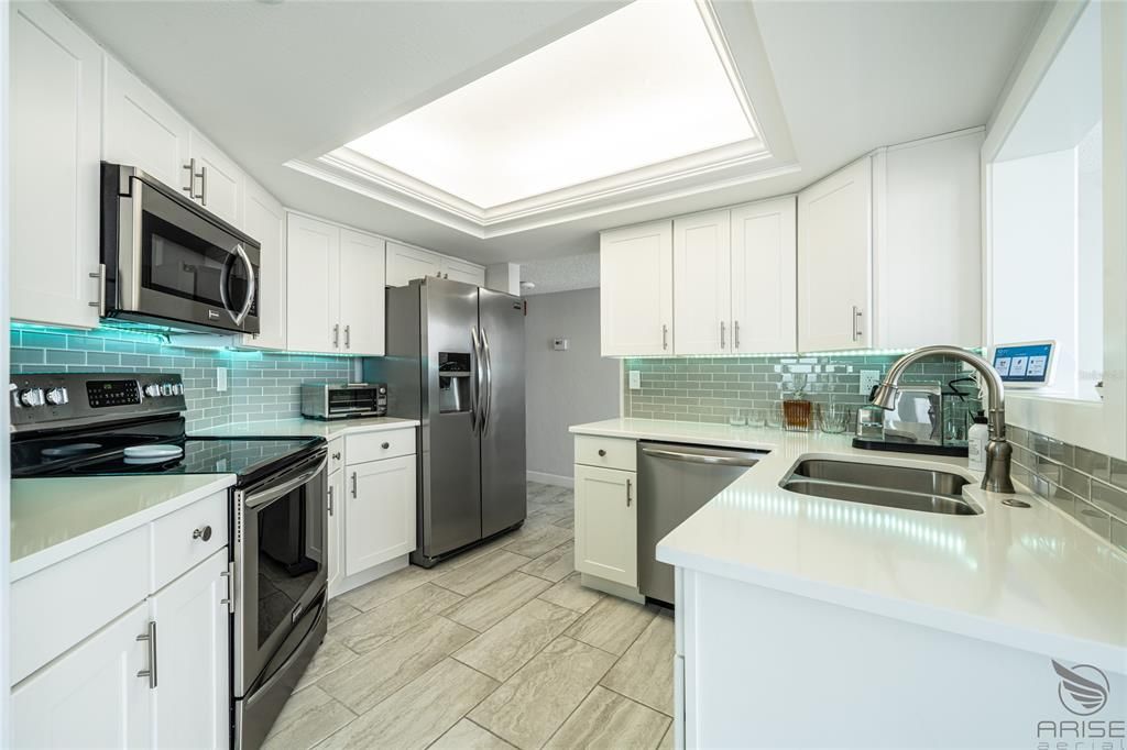 Recently Sold: $389,000 (2 beds, 2 baths, 1327 Square Feet)
