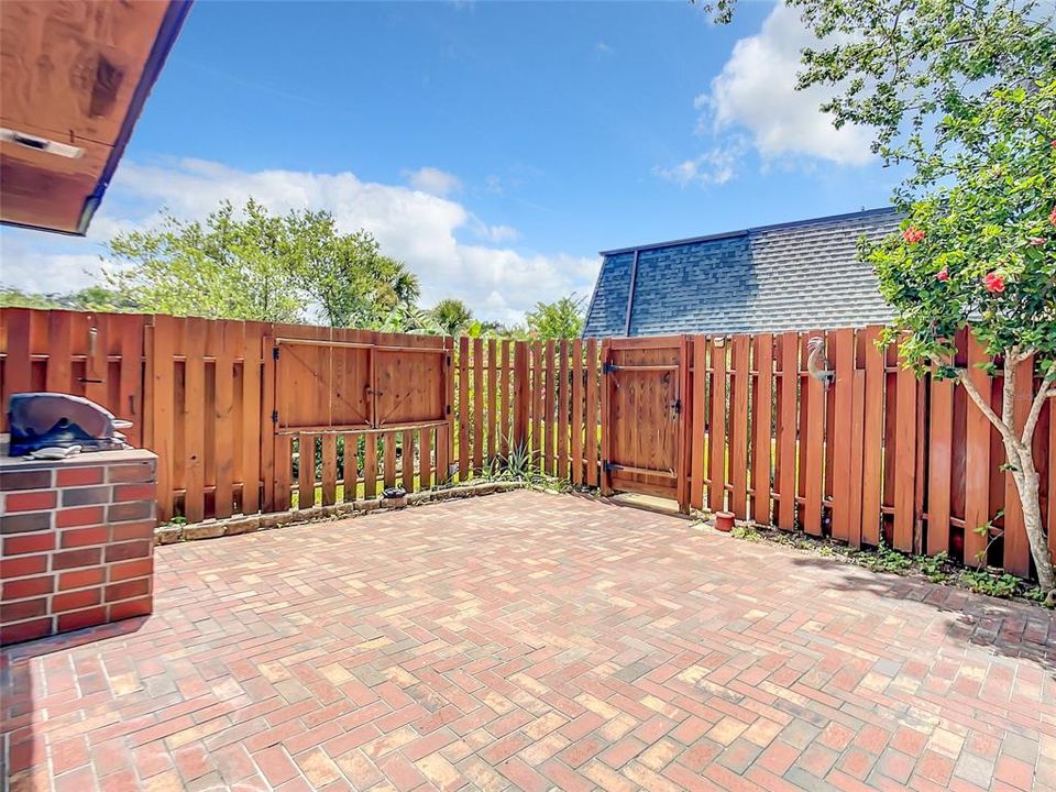 Patio Fence with Privacy