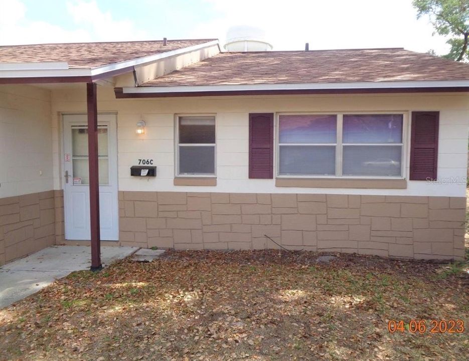 Recently Sold: $159,900 (2 beds, 2 baths, 979 Square Feet)