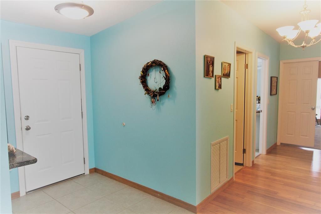 For Sale: $299,900 (3 beds, 2 baths, 1808 Square Feet)