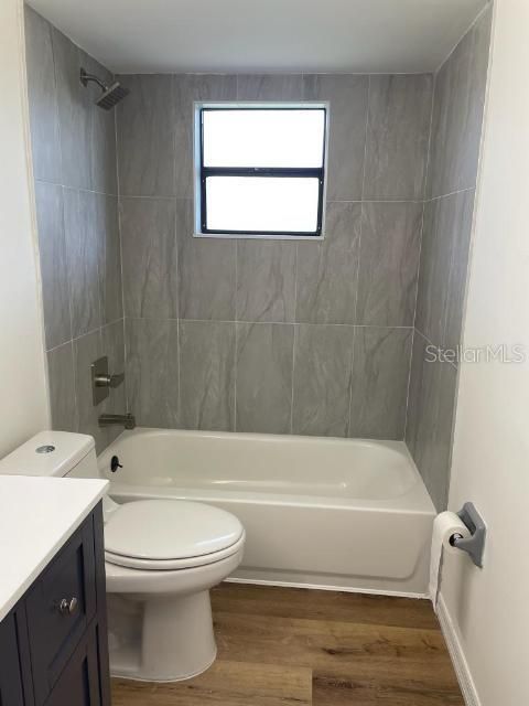Recently Rented: $2,000 (3 beds, 2 baths, 1288 Square Feet)