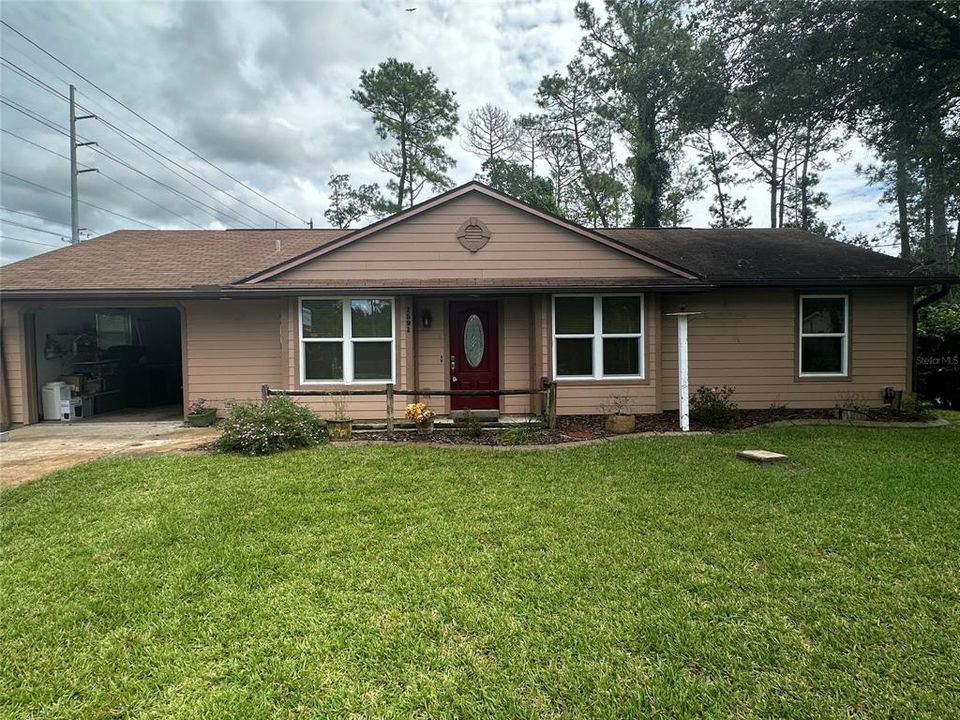 最近售出: $239,900 (2 贝兹, 2 浴室, 1028 平方英尺)