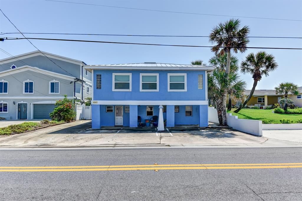 Recently Sold: $1,499,900 (5 beds, 3 baths, 3238 Square Feet)