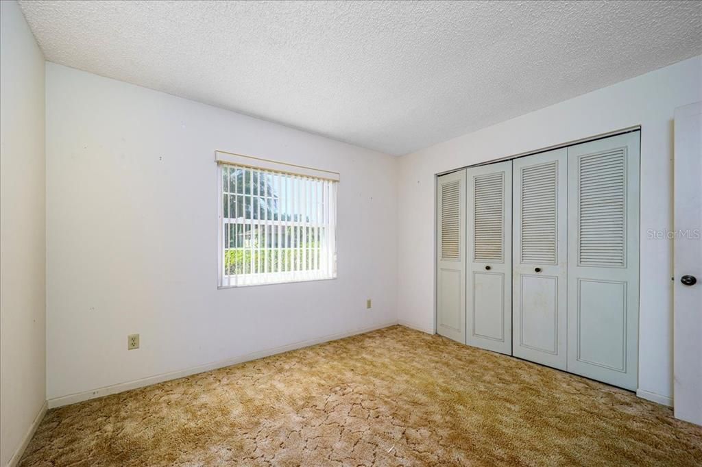 Recently Sold: $215,000 (2 beds, 2 baths, 1036 Square Feet)