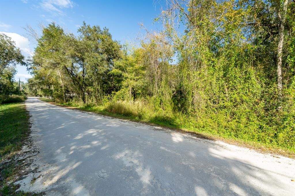 Vendido Recientemente: $14,000 (0.25 acres)