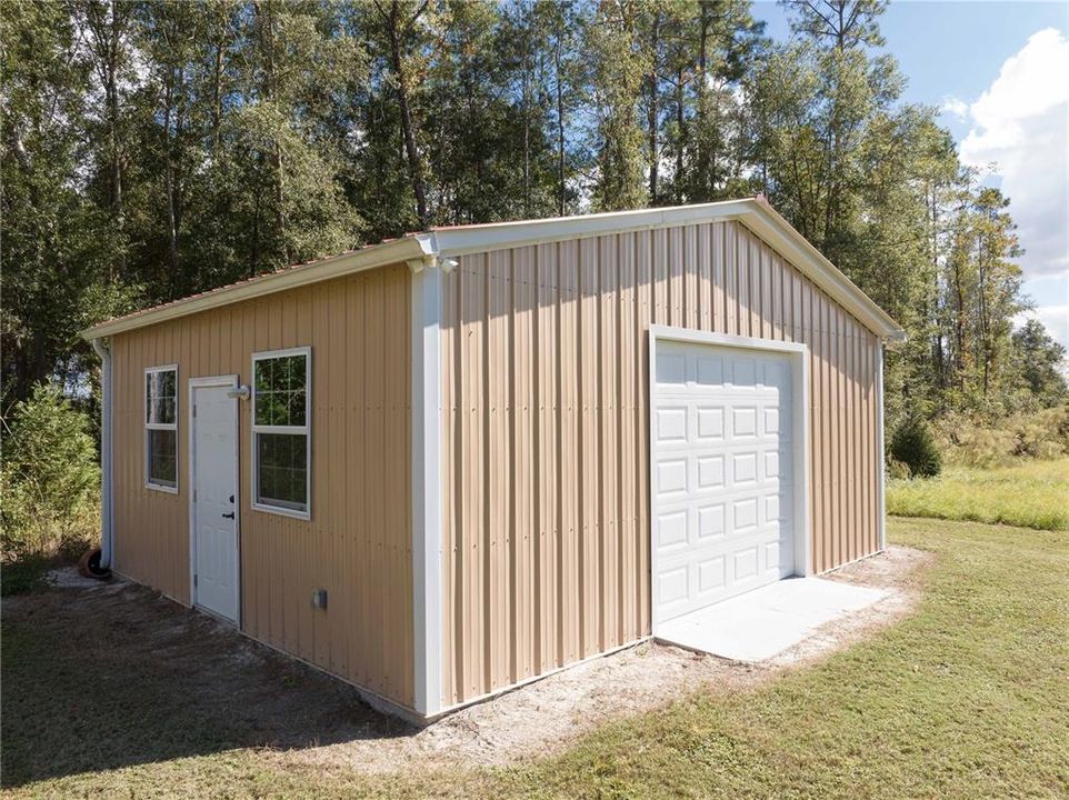 Garden shed with A/C