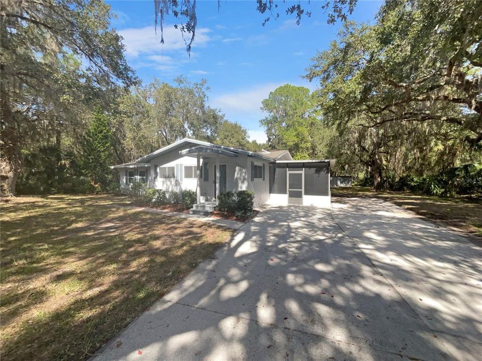 Recently Sold: $266,000 (3 beds, 2 baths, 1420 Square Feet)