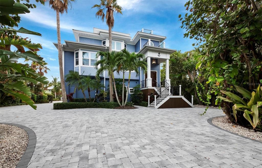 For Sale: $4,500,000 (4 beds, 4 baths, 4132 Square Feet)