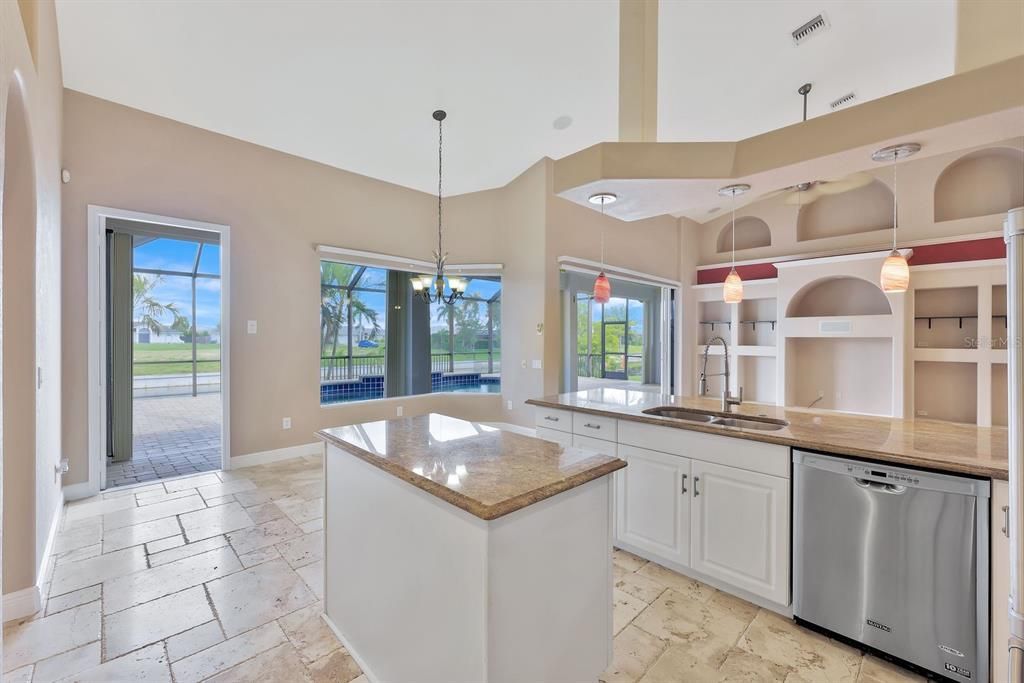 Recently Sold: $575,000 (3 beds, 2 baths, 2210 Square Feet)