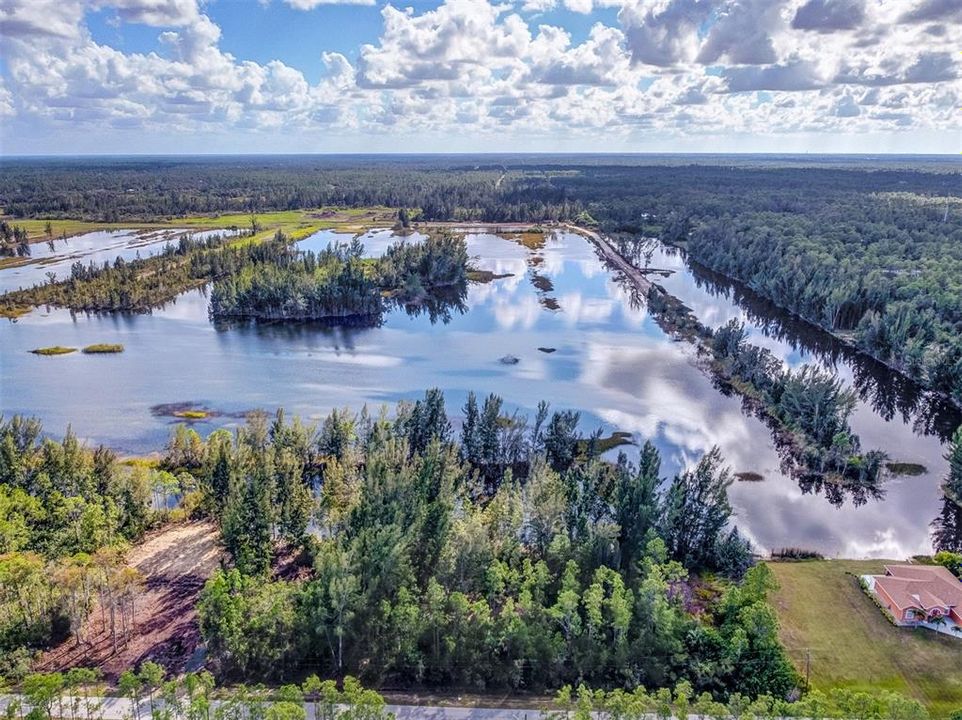 На продажу: $44,000 (0.28 acres)