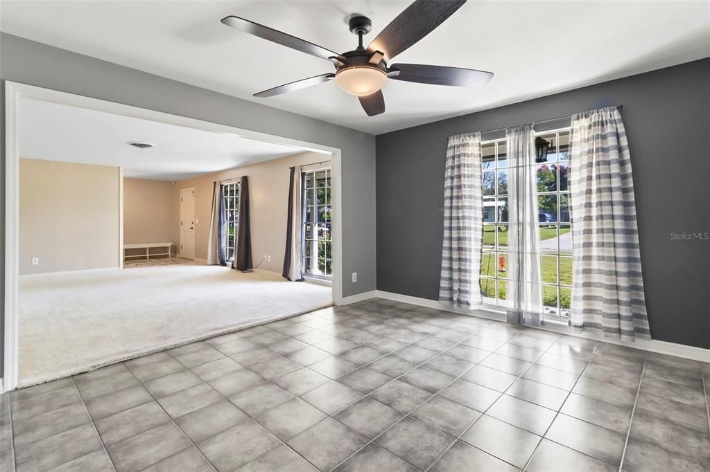 Active With Contract: $365,000 (5 beds, 2 baths, 2752 Square Feet)