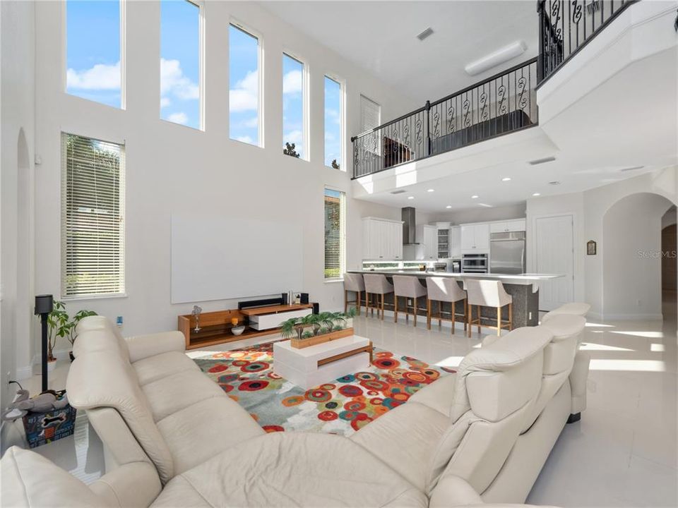 Active With Contract: $2,600,000 (5 beds, 5 baths, 5734 Square Feet)