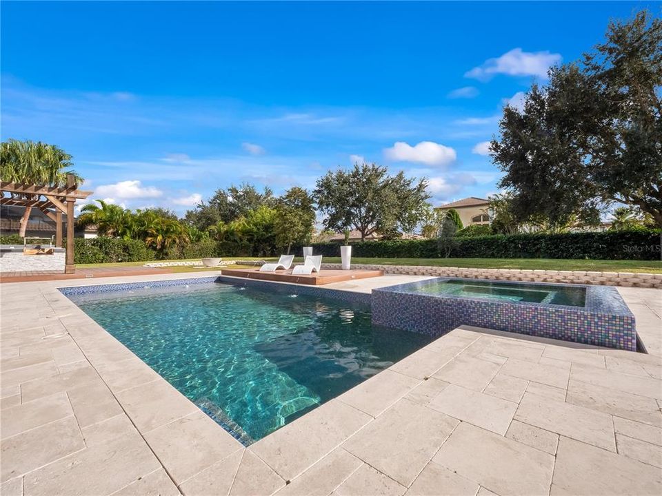 Recently Sold: $2,600,000 (5 beds, 5 baths, 5734 Square Feet)