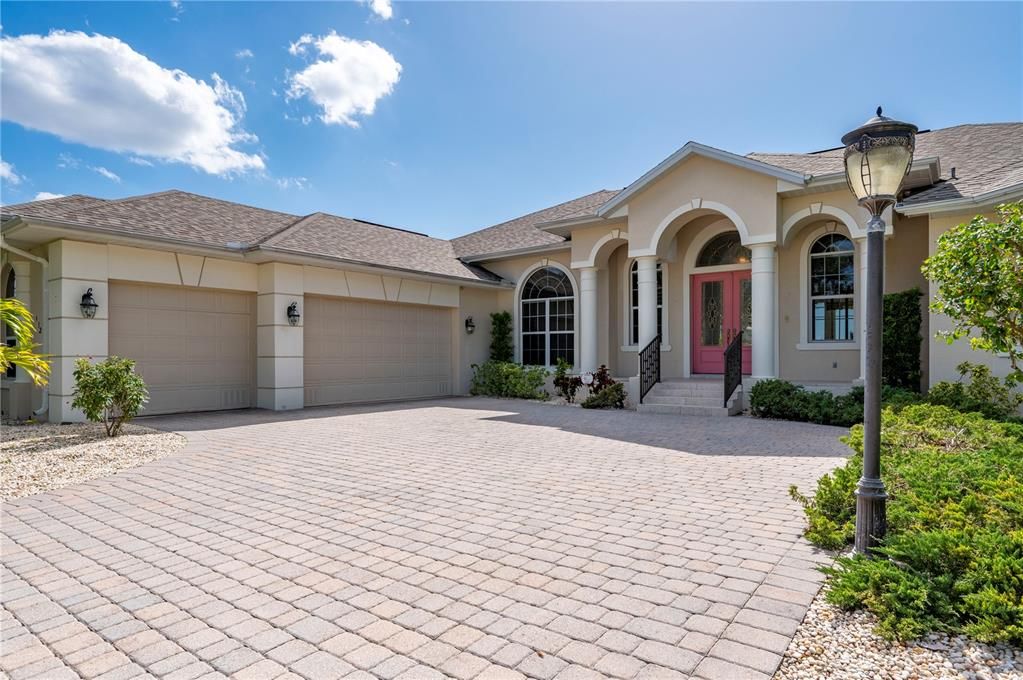 Recently Sold: $1,190,000 (3 beds, 3 baths, 3579 Square Feet)