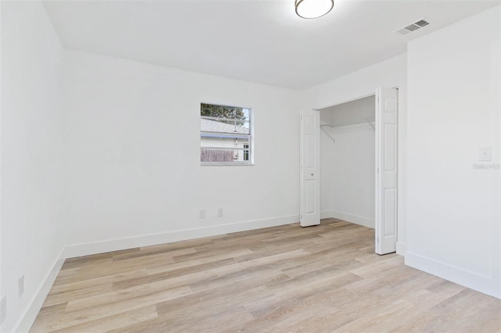 Active With Contract: $269,900 (3 beds, 2 baths, 1248 Square Feet)