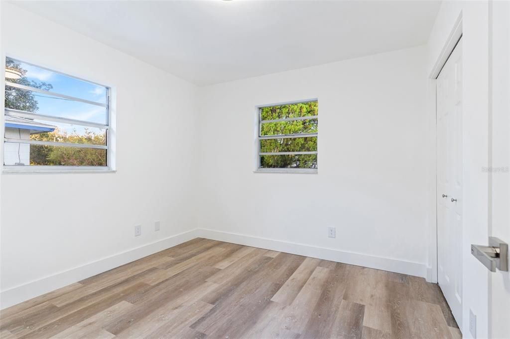 Active With Contract: $269,900 (3 beds, 2 baths, 1248 Square Feet)