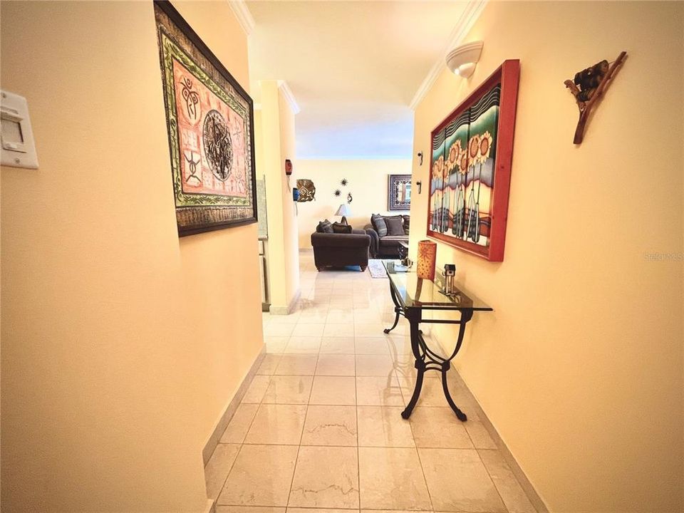 Vendido Recientemente: $625,000 (2 camas, 2 baños, 1323 Pies cuadrados)