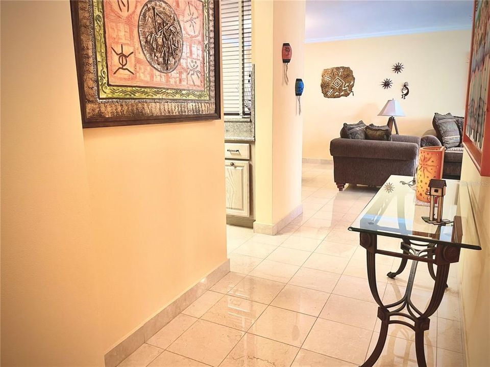 Vendido Recientemente: $625,000 (2 camas, 2 baños, 1323 Pies cuadrados)