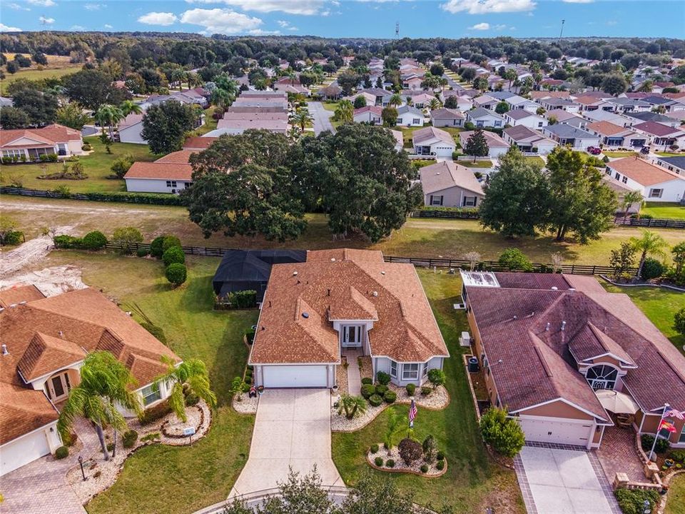 No homes directly behind