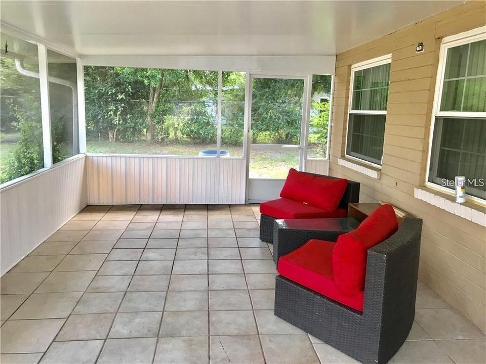 Recently Rented: $2,000 (2 beds, 1 baths, 1518 Square Feet)