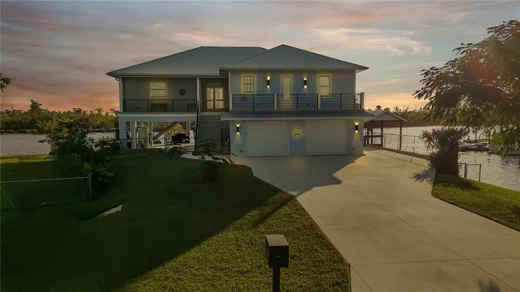 Recently Sold: $974,900 (2 beds, 2 baths, 3655 Square Feet)