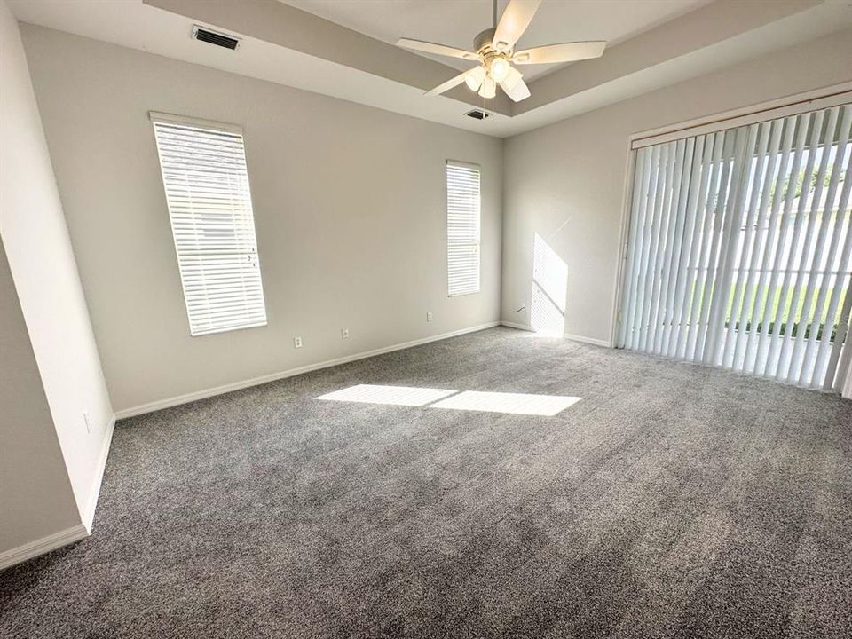 Recently Rented: $2,050 (3 beds, 2 baths, 1488 Square Feet)