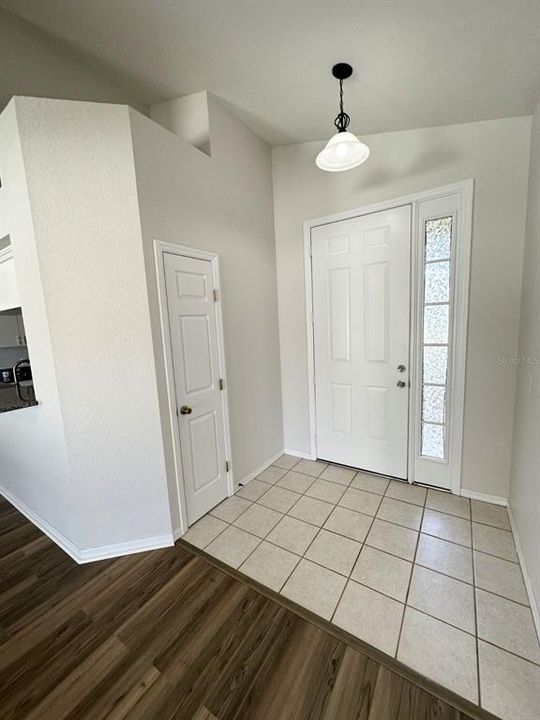 Recently Rented: $2,050 (3 beds, 2 baths, 1488 Square Feet)