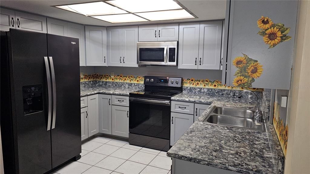 For Sale: $299,500 (3 beds, 1 baths, 1344 Square Feet)