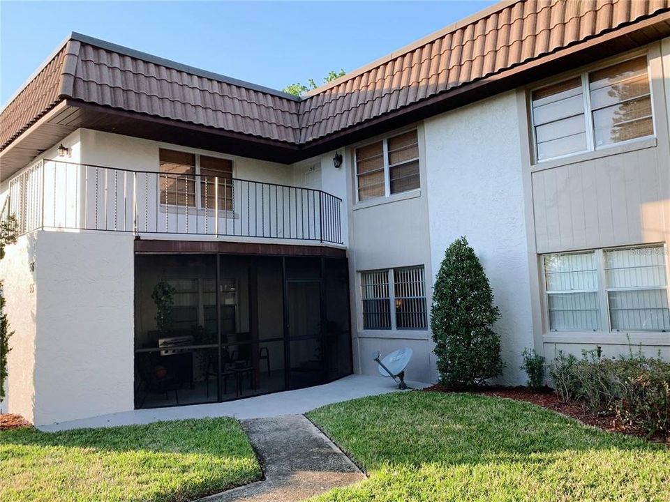 Recientemente alquilado: $1,800 (2 camas, 2 baños, 918 Pies cuadrados)