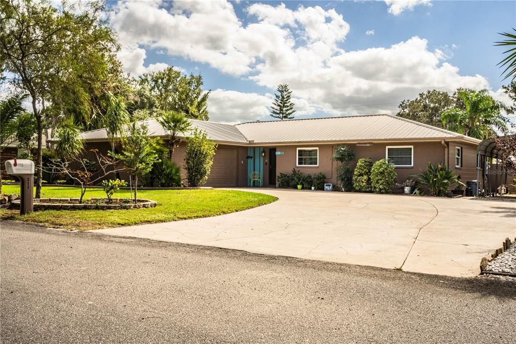 Recently Sold: $394,000 (3 beds, 2 baths, 1777 Square Feet)