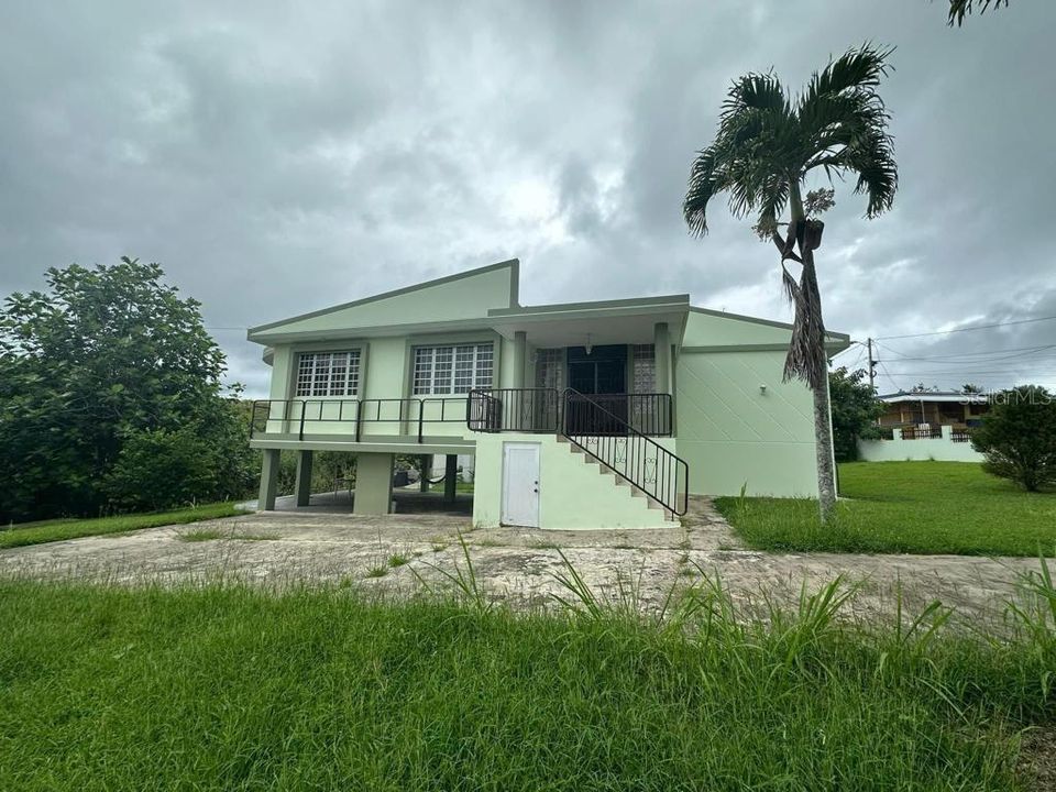 Recently Sold: $250,000 (3 beds, 2 baths, 100 Square Feet)