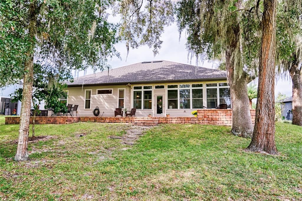 Recently Sold: $649,000 (4 beds, 3 baths, 3136 Square Feet)