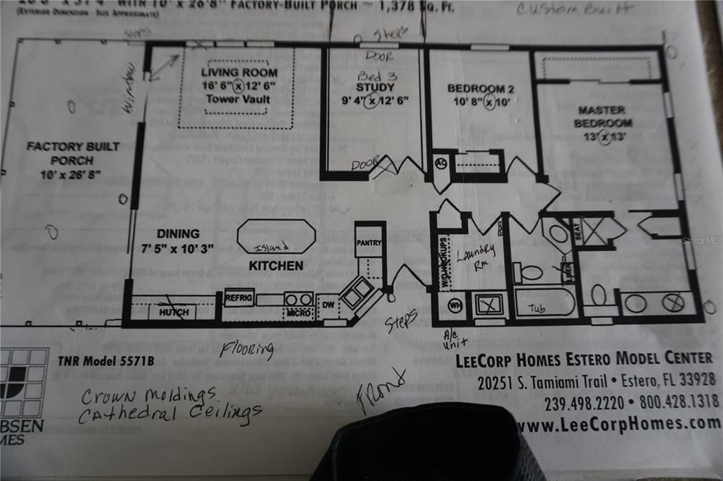 Activo con contrato: $323,000 (3 camas, 2 baños, 1647 Pies cuadrados)