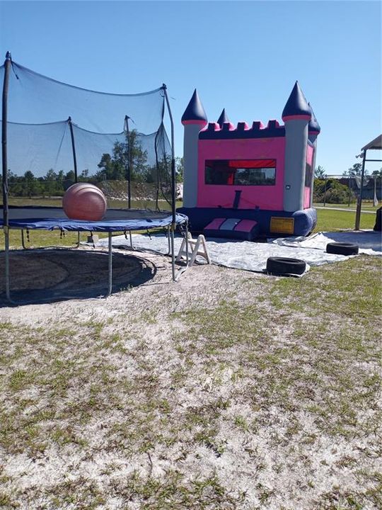 Jump house & trampoline for the kids