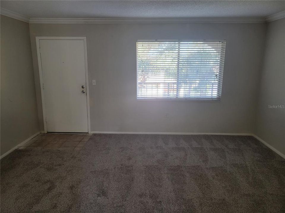 For Sale: $119,900 (1 beds, 1 baths, 496 Square Feet)