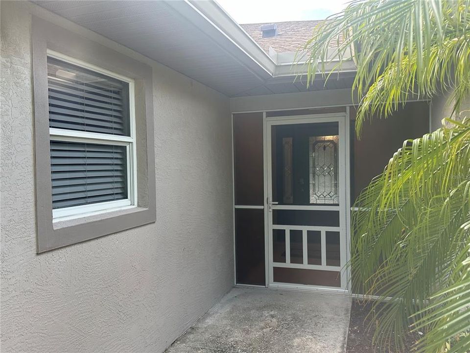 Recently Rented: $2,150 (3 beds, 2 baths, 1516 Square Feet)