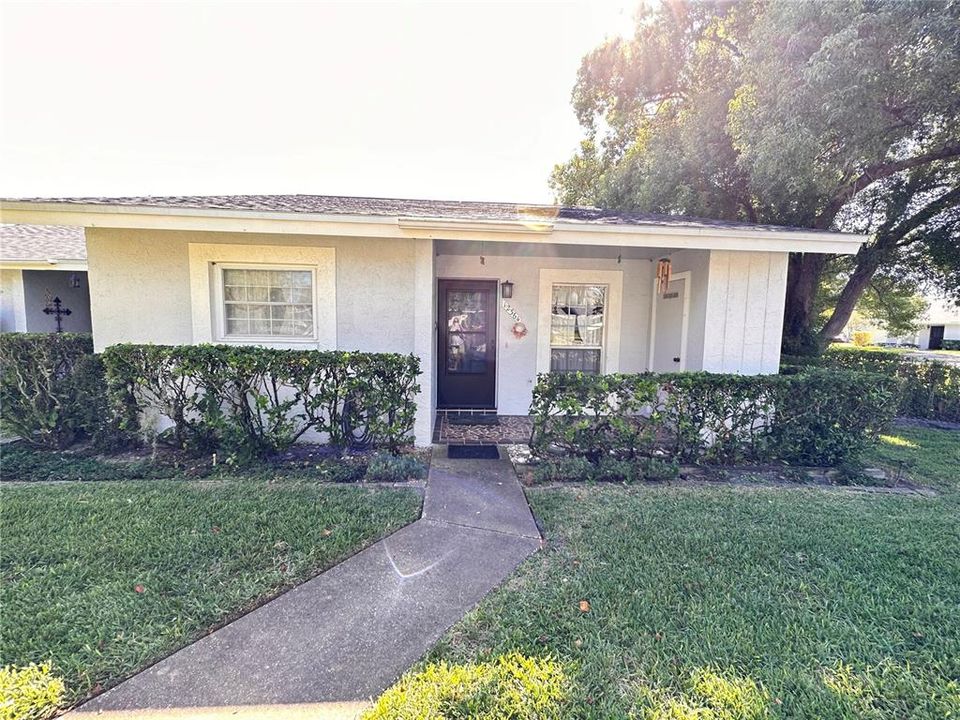 最近售出: $149,900 (2 贝兹, 2 浴室, 1029 平方英尺)