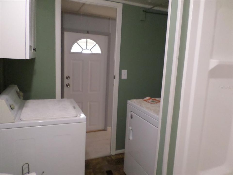 LAUNDRY AREA