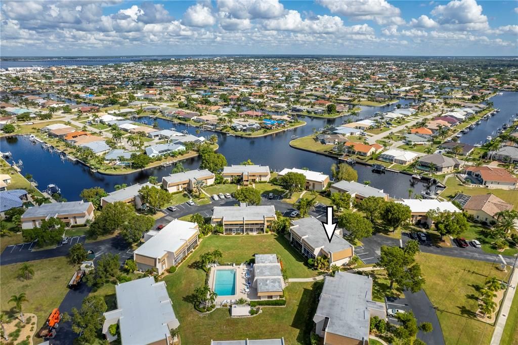 Recently Sold: $159,900 (2 beds, 2 baths, 1114 Square Feet)