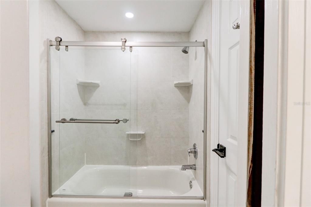 最近租的: $4,500 (4 贝兹, 2 浴室, 2491 平方英尺)