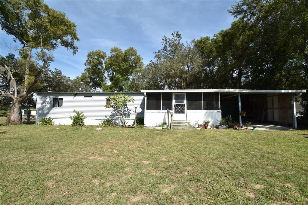 For Sale: $195,000 (3 beds, 2 baths, 840 Square Feet)
