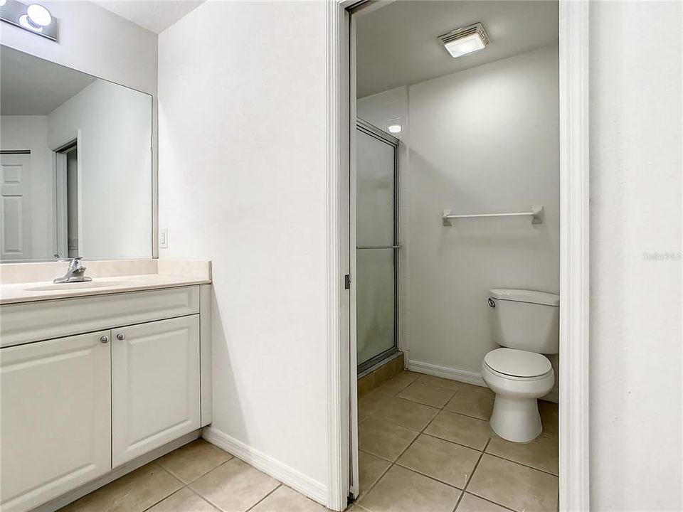 最近售出: $199,900 (2 贝兹, 2 浴室, 1360 平方英尺)